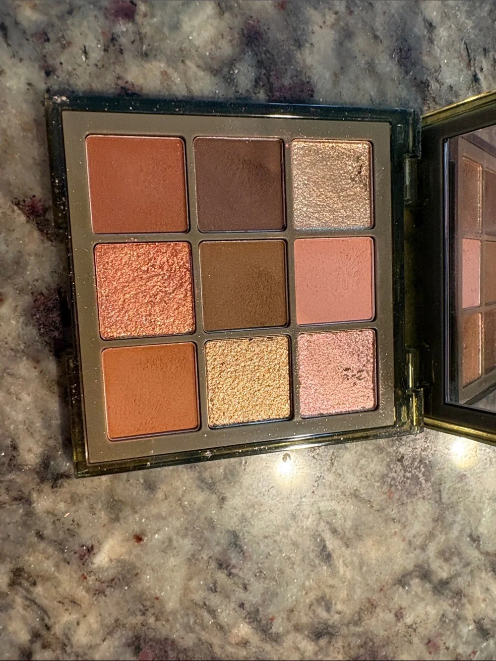 HUDA BEAUTY Khaki Matte Single Eyeshadow